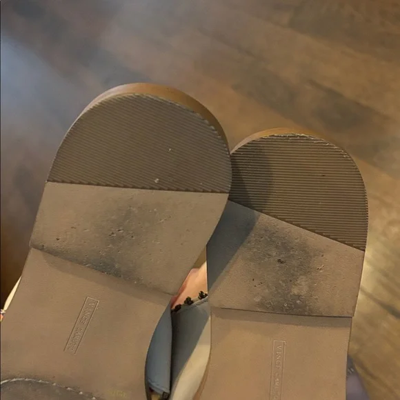 Vince Camuto leather slip on sandals - Picture 4 of 6